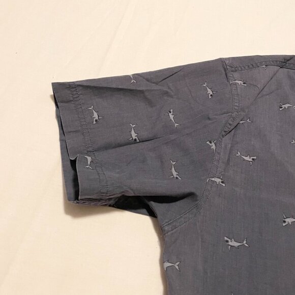 Walker Refinery Shark Print Button Up Shirt Mens Size Large - Picture 6 of 16